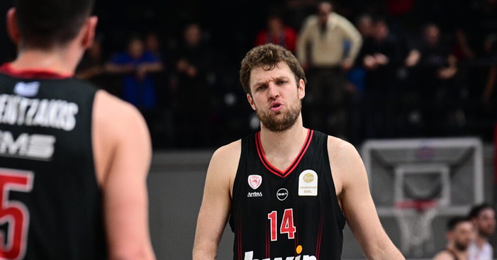 Σάσα Βεζένκοφ Ολυμπιακός δηλώσεις αθλητική βία