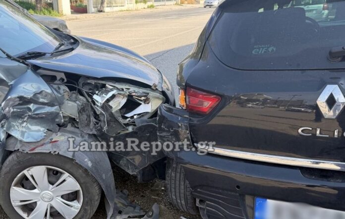 Τροχαίο Λαμία λεωφόρο Καλυβίων αυτοκίνητο