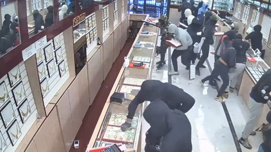 Ληστεία κοσμηματοπωλείο Καλιφόρνια μασκοφόροι βίντεο