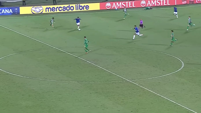 Τροχαίο δυστύχημα σύγκρουση δικύκλων Λουτράκι