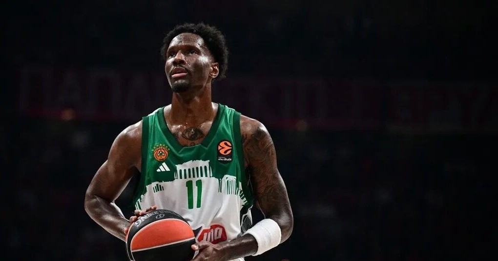 Χέιζ-Ντέιβις Παναθηναϊκός ντέρμπι Ολυμπιακός ΣΕΦ