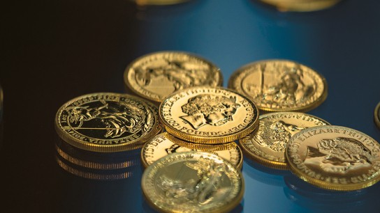 Αστυνομική επιχείρηση κατά σπείρας χρυσών λιρών Λάρισα