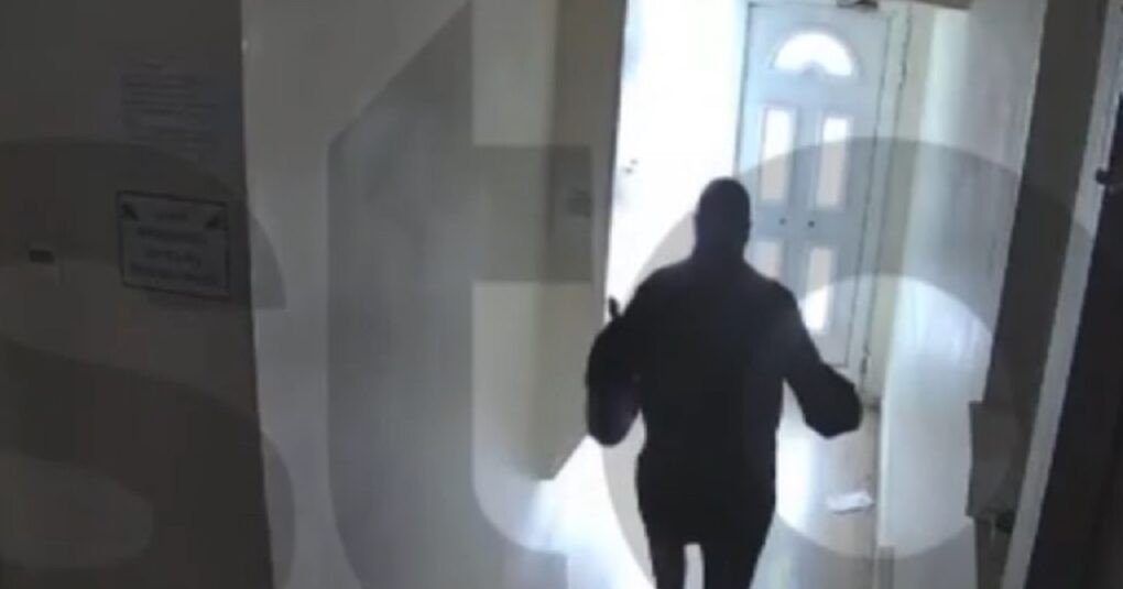 Κλοπή σε ηλικιωμένη στο Πέραμα από ψεύτικο υπάλληλο