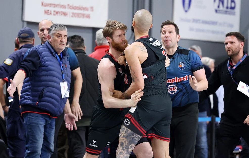 Εβάν Φουρνιέ Ολυμπιακός τιμωρία αθλητικός δικαστής