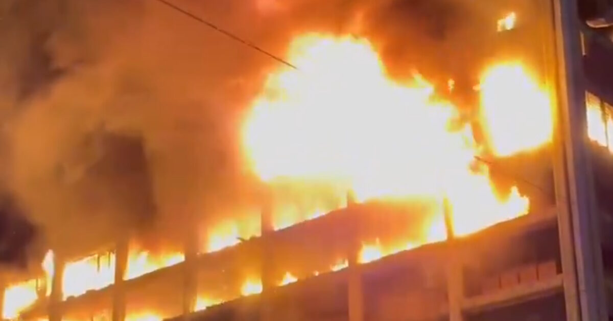 φωτιά κυβερνητικό κτίριο Νότια Αφρική Mthatha