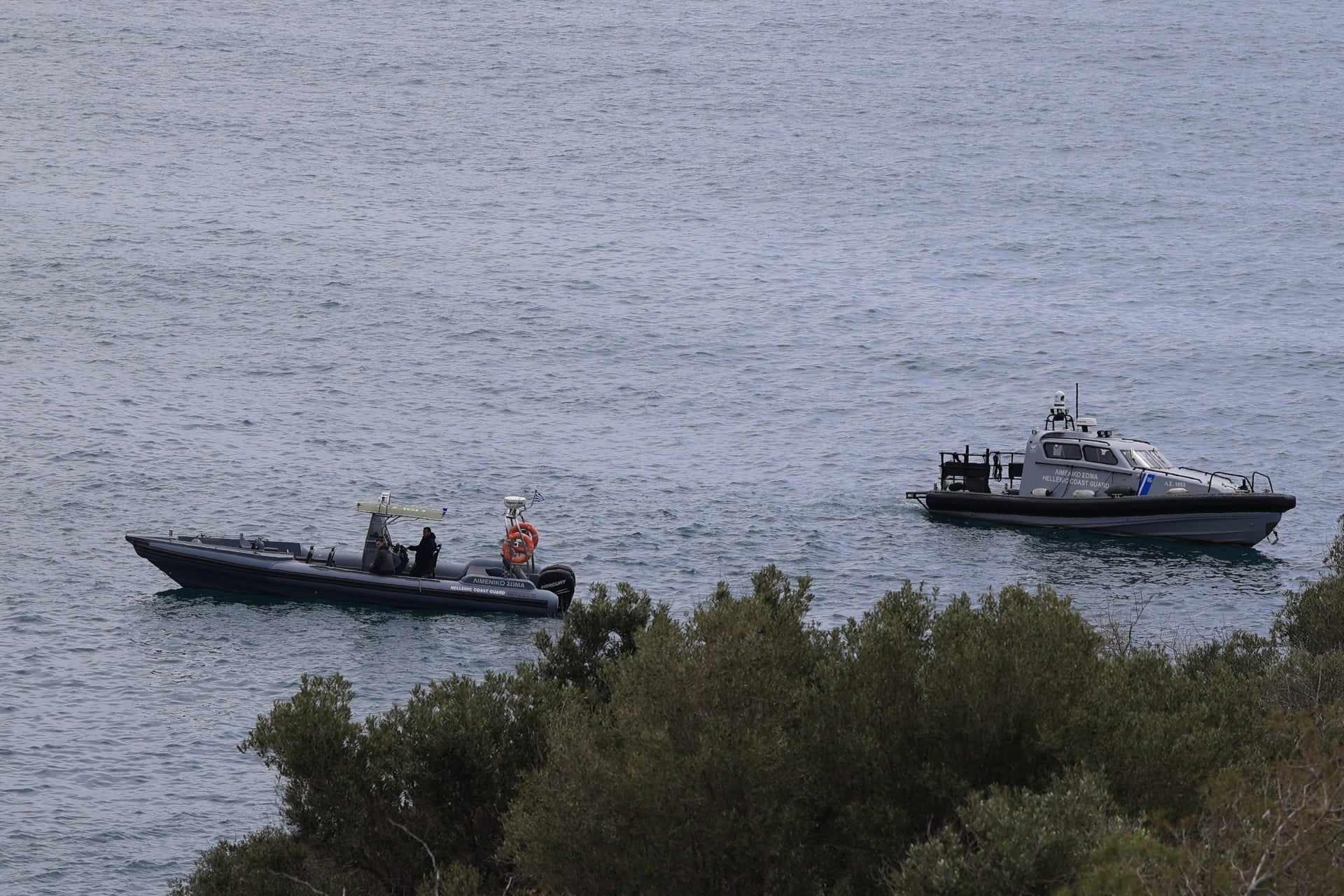 Επιχείρηση ανάσυρσης στα Λιμανάκια Βουλιαγμένης