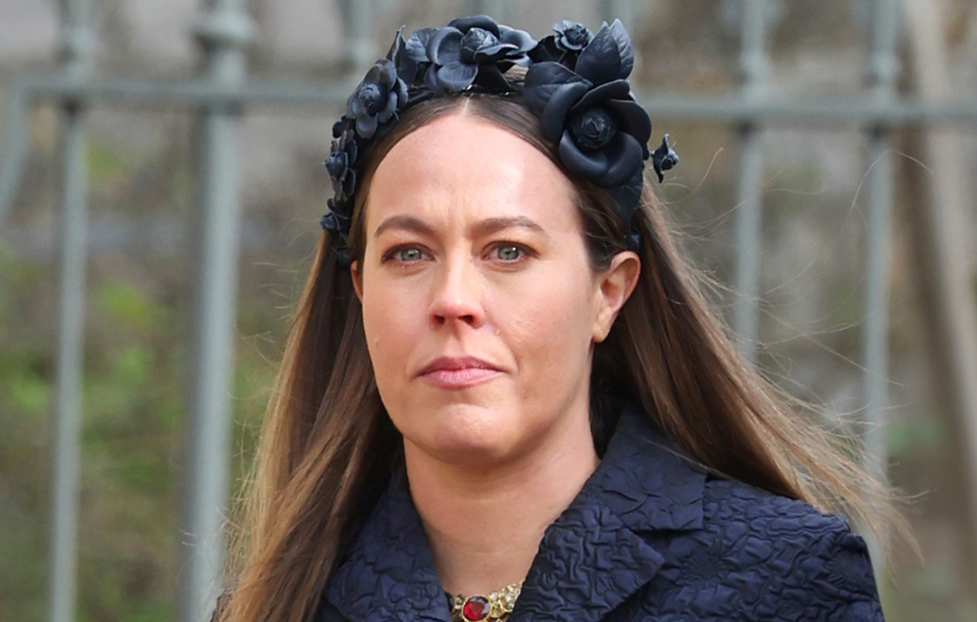 Νίνα Φλορ σύζυγος Φίλιππου Ντε Γκρες