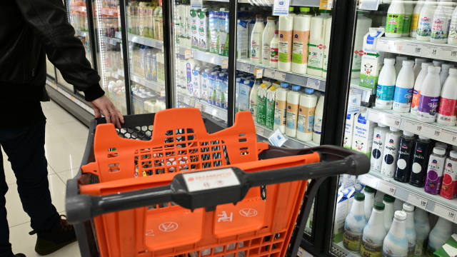 Πλαφόν σε βασικά προϊόντα στο σούπερ μάρκετ