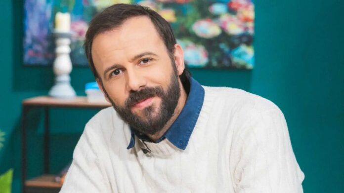 Νίκος Γκέλια ηθοποιός συνέντευξη πατρότητα