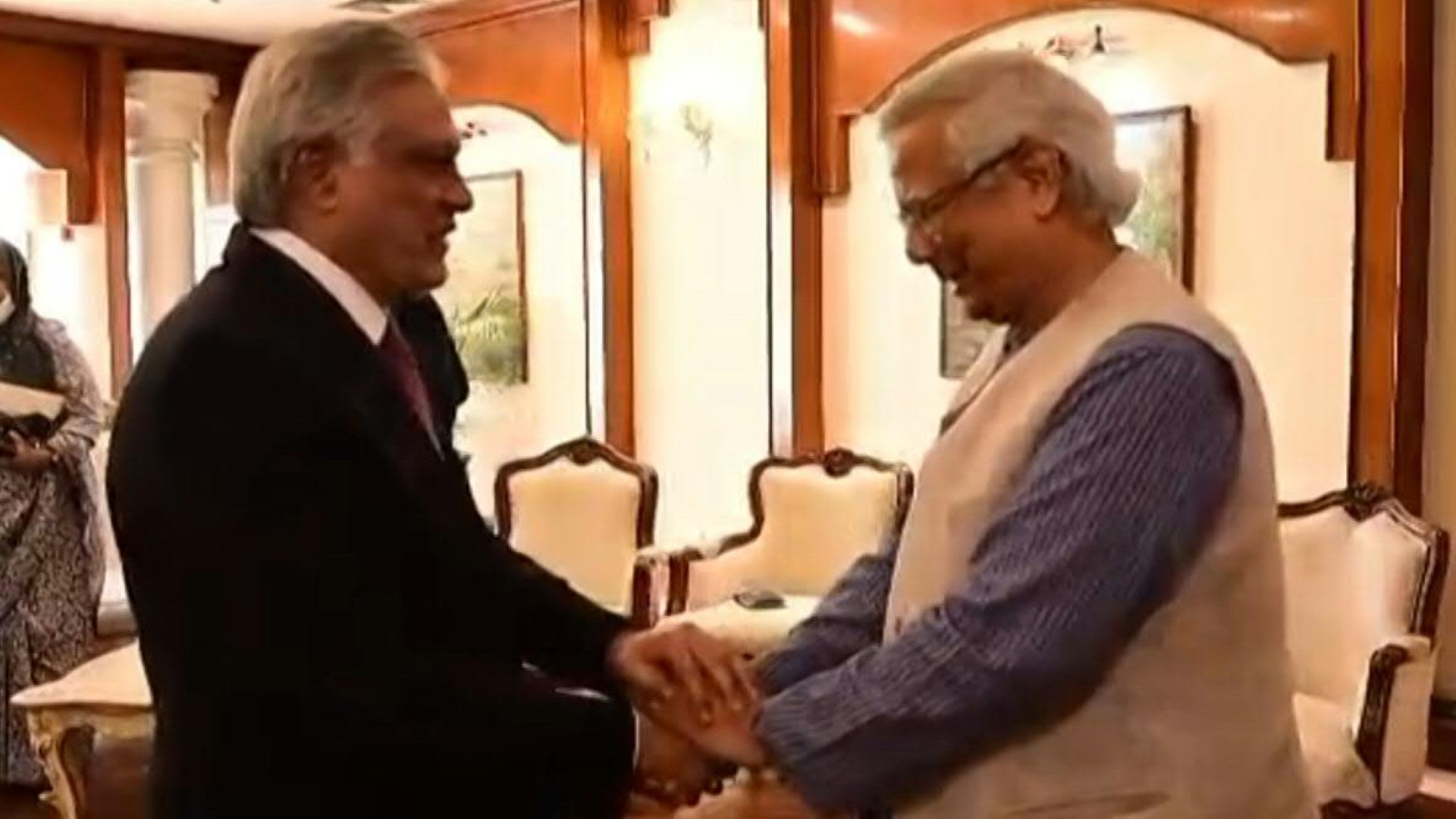 Κιμ Μπάσιντζερ και Μπρους Γουίλις στο Blind Date