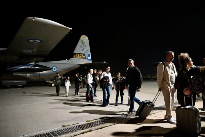 Επαναπατρισμός Ελλήνων πολιτών από Μέση Ανατολή αεροδρόμιο