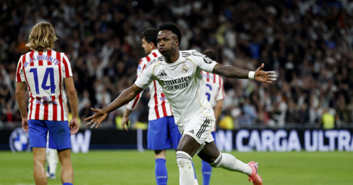 Βινίσιους πανηγυρίζει γκολ στο ντέρμπι Ρεάλ Μαδρίτης Ατλέτικο