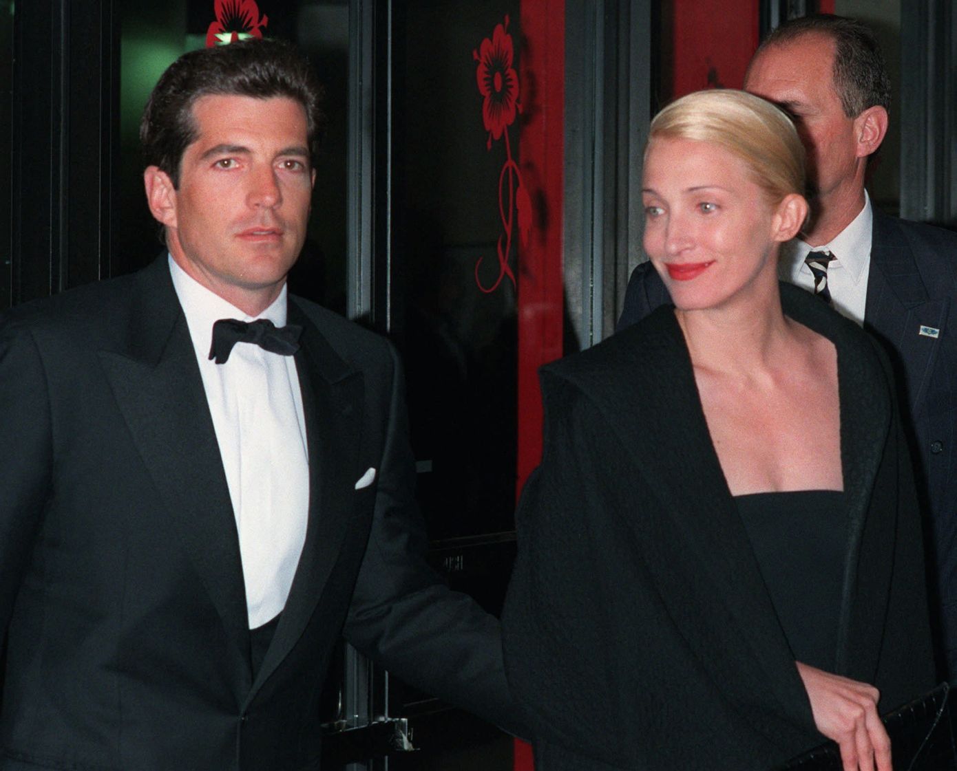 Carolyn Bessette Kennedy με το χαρακτηριστικό ξανθό της
