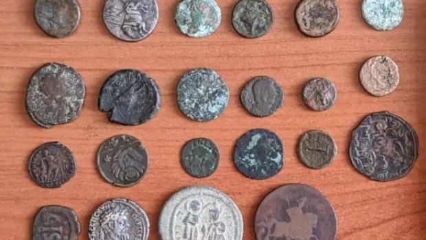 Αρχαία νομίσματα από υπόθεση αρχαιοκαπηλίας στην Κέρκυρα