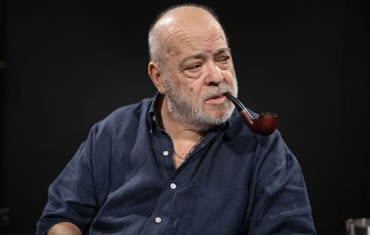 Σπύρος Μπιμπίλας αποχαίρετα Χρήστο Βαλαβανίδη