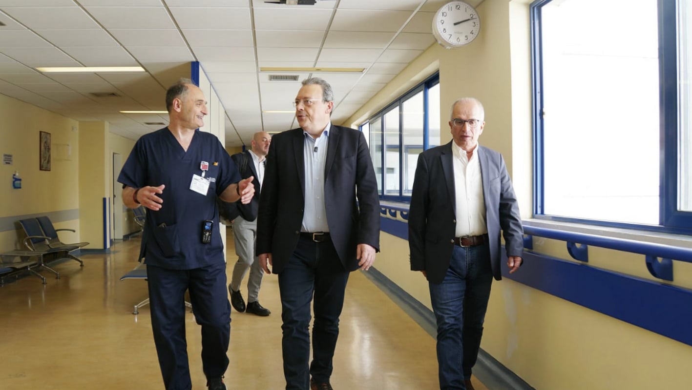 Φάμελλος επίσκεψη στο νοσοκομείο Λαμίας για υποστελέχωση