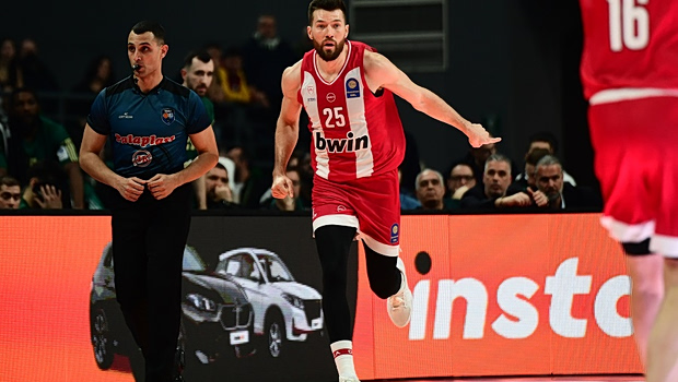 Άλεκ Πίτερς Αρμάνι Μιλάνο μεταγραφή Ολυμπιακός