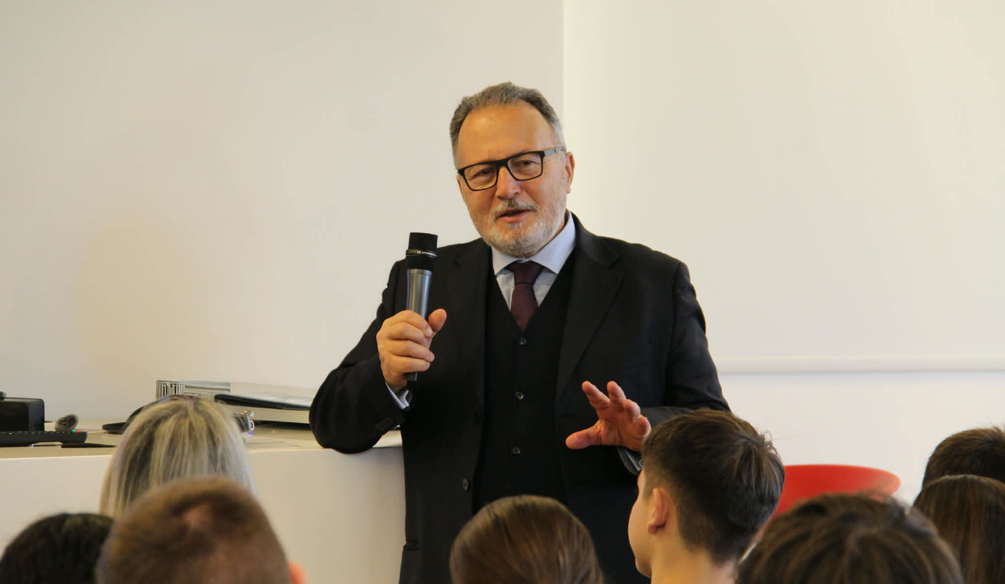 Νίκος Μουτσινάς στο Lingo τηλεπαιχνίδι