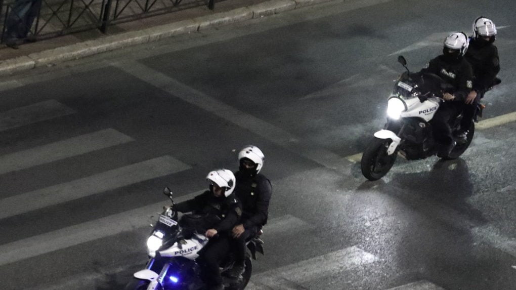 Περιπολικό αστυνομίας στη Θεσσαλονίκη κατά τη καταδίωξη