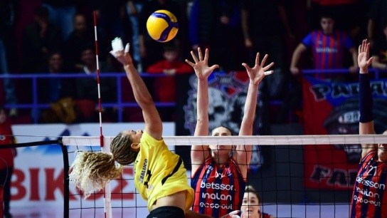 ΑΕΚ Πανιώνιο Volley League γυναικών πρόκριση ημιτελικά