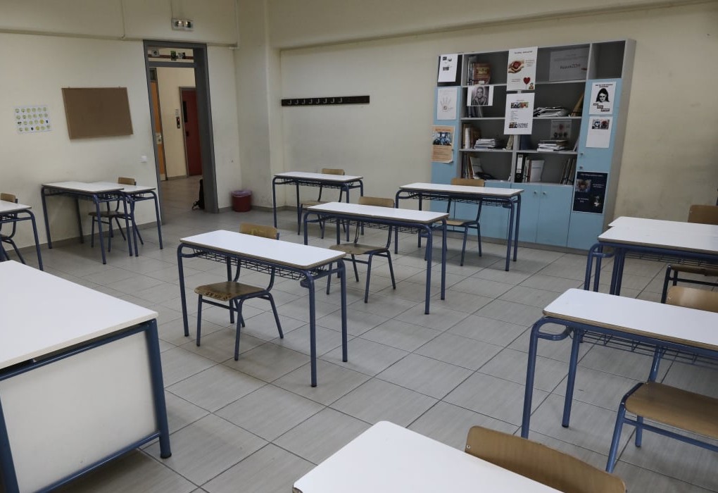 Αφρικανική σκόνη καλύπτει το αεροδρόμιο Ηρακλείου