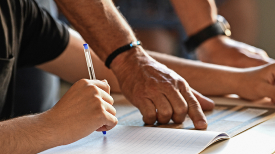 Λήξη μαθημάτων σχολεία Γυμνάσια Λύκεια εξετάσεις χρονοδιάγραμμα