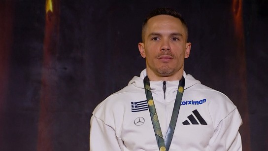 Λευτέρης Πετρούνιας με το χρυσό μετάλλιο στο Κάιρο