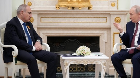 Πούτιν Πασινιάν συνάντηση Κρεμλίνο Αρμενία ΕΕ