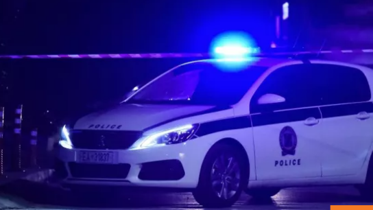 Έκρηξη γκαζάκια είσοδος πολυκατοικίας Κυψέλη Αθήνα