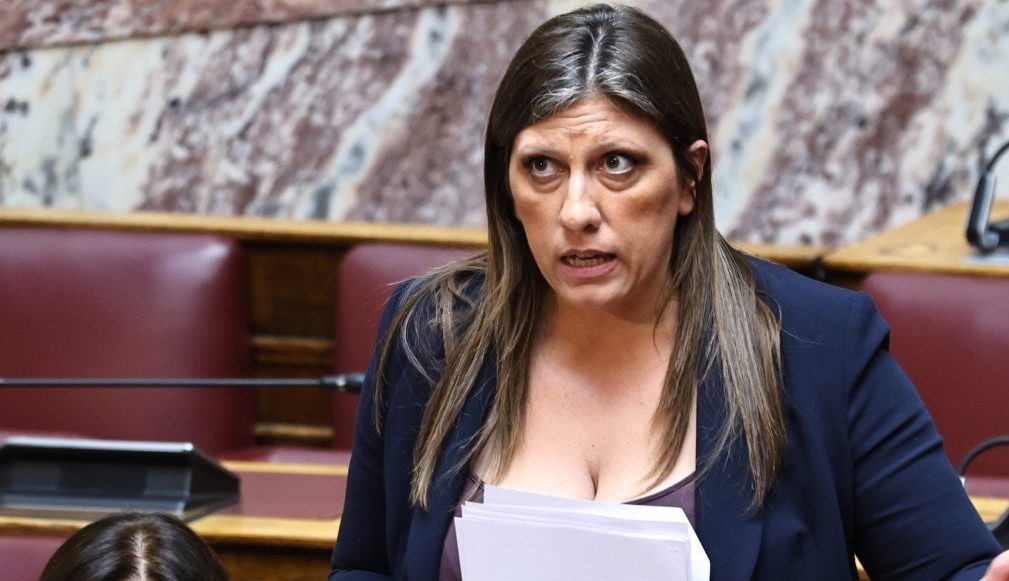 Ζωή Κωνσταντοπούλου περιστύλιο Βουλής δηλώσεις