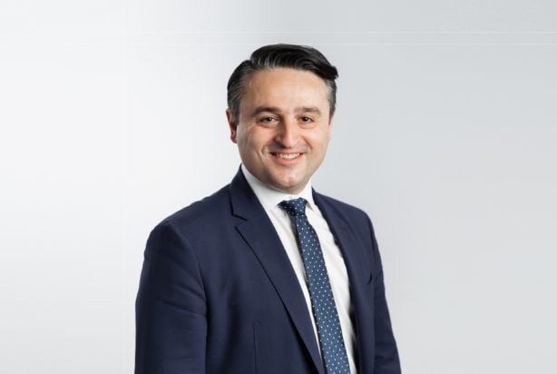 ΑΒ Βασιλόπουλος κατάστημα Σαντορίνη Καμάρι Ημεροβίγλι